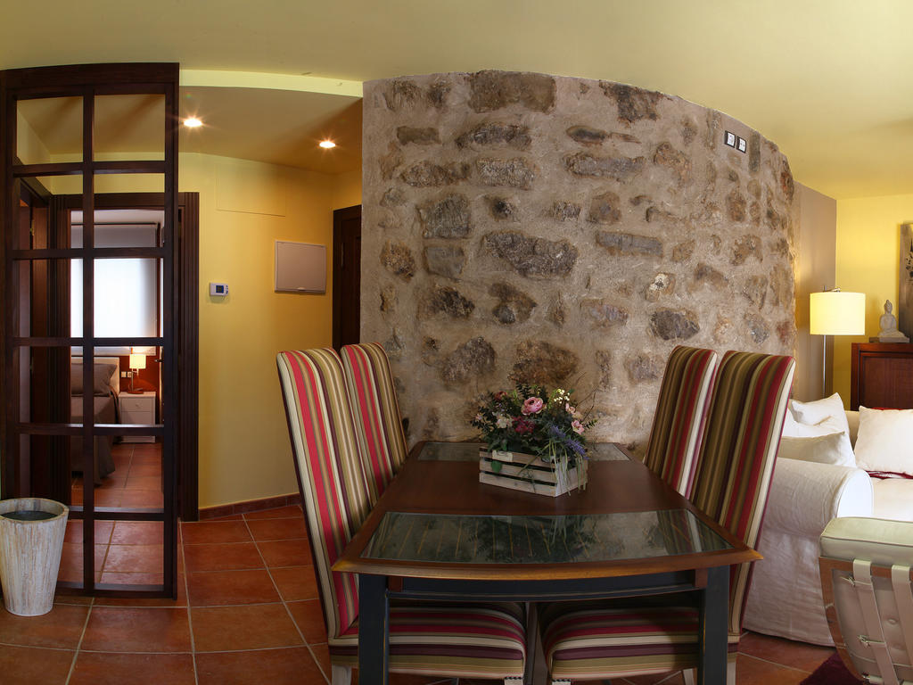 Apartamento La Seo Barbastro Buitenkant foto